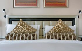 Taj Executive Suites, Private Residence